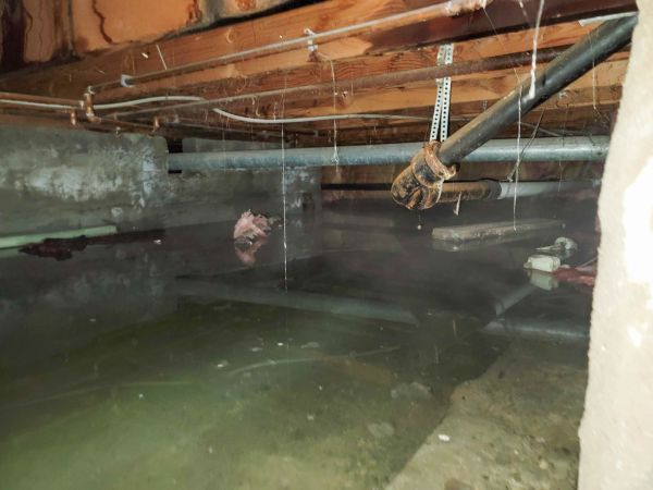 Crawl Space Water Drainage